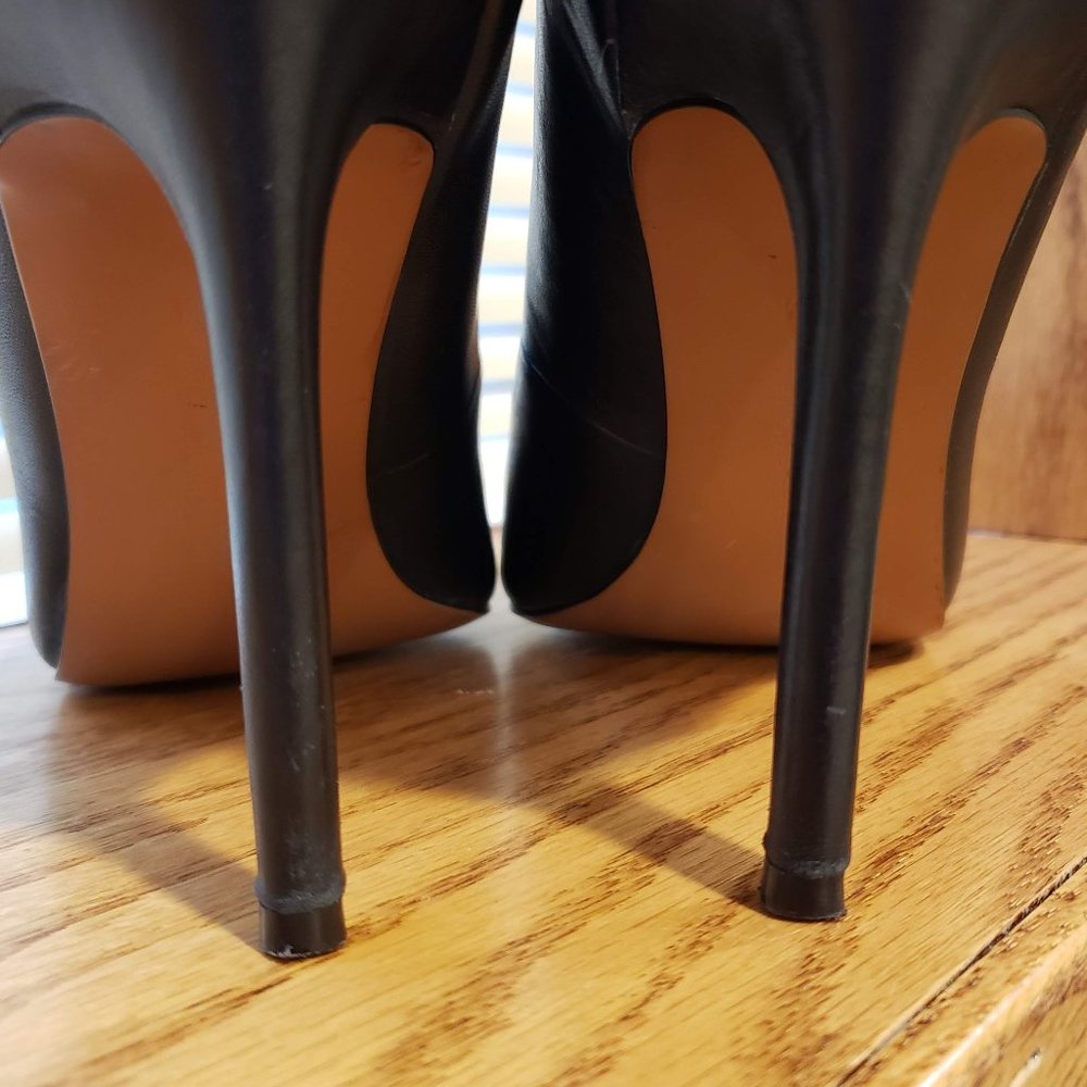 Black Heels by Charles by Charles David - Picture 6 of 10